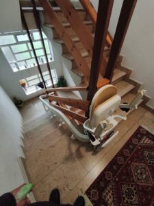 silla-salvaescaleras-curva-acorn-180-laredo-astur-movilidad