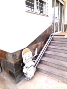 silla-salvaescaleras-exterior-astur-movilidad-asturias